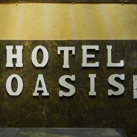Hotel Oasis Monterrey Bagian luar foto