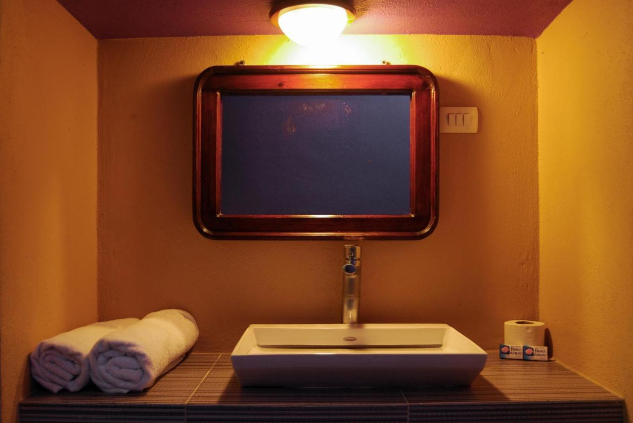 Hotel Oasis Monterrey Bagian luar foto